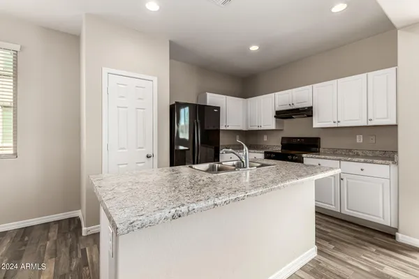 $349,950 | 823 East Agua Fria Lane, Avondale, AZ 85323