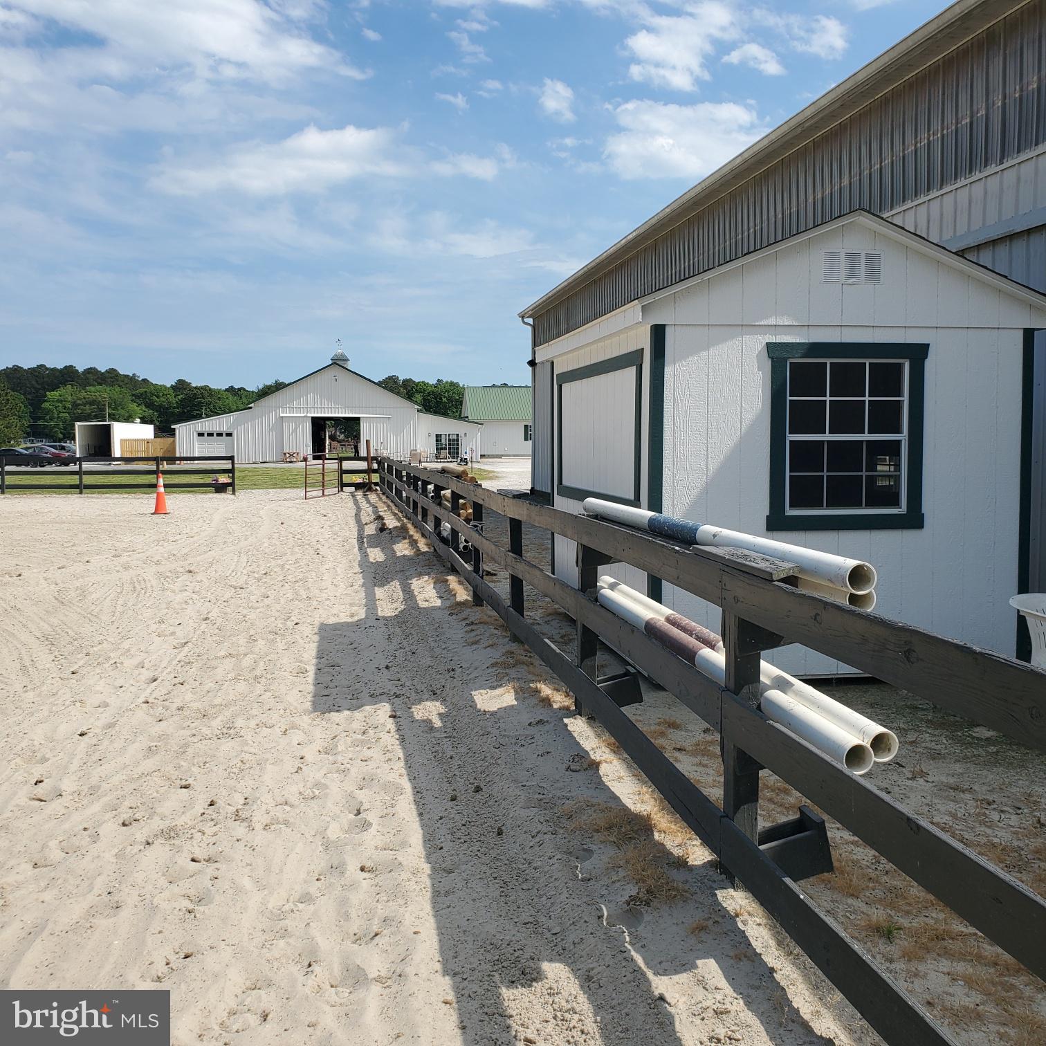 31191 Johnson Road Salisbury, MD 21804 - Photo 13 of 97 a view of a terrace with chairs