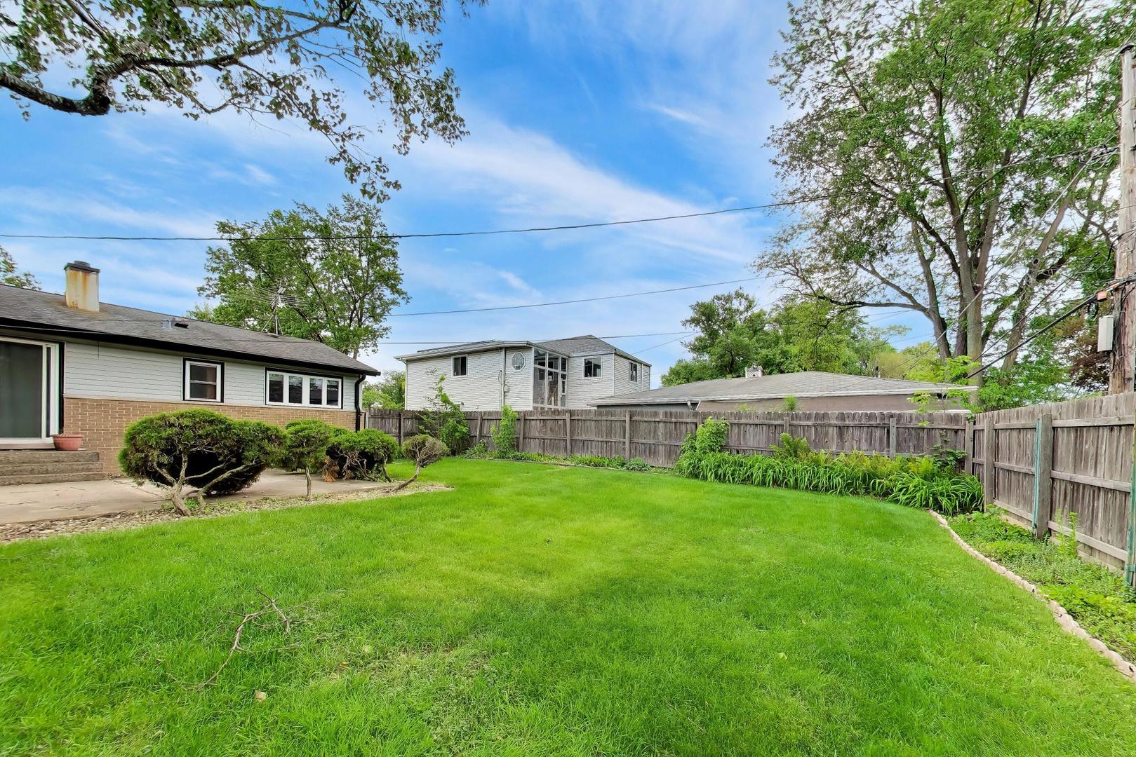 914 Coach Road Homewood, IL 60430 - Photo 30 of 33