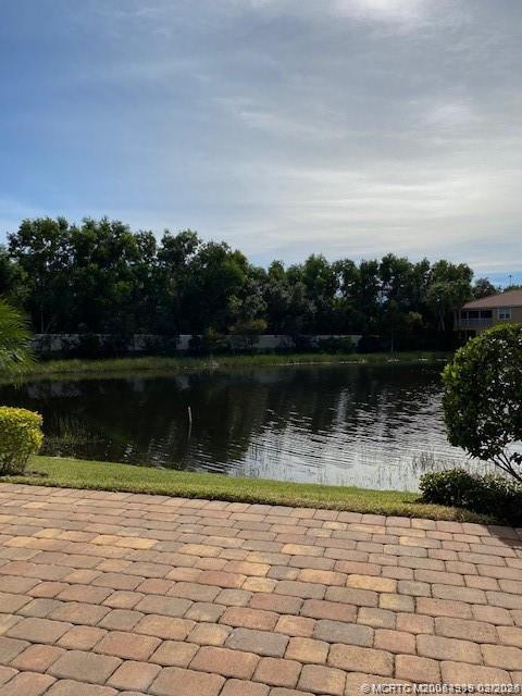 566 Southwest Glen Crest Way Stuart, FL 34997 - Photo 18 of 23