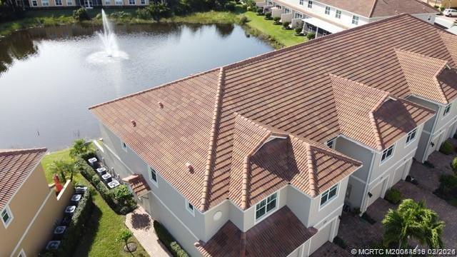 566 Southwest Glen Crest Way Stuart, FL 34997 - Photo 2 of 23