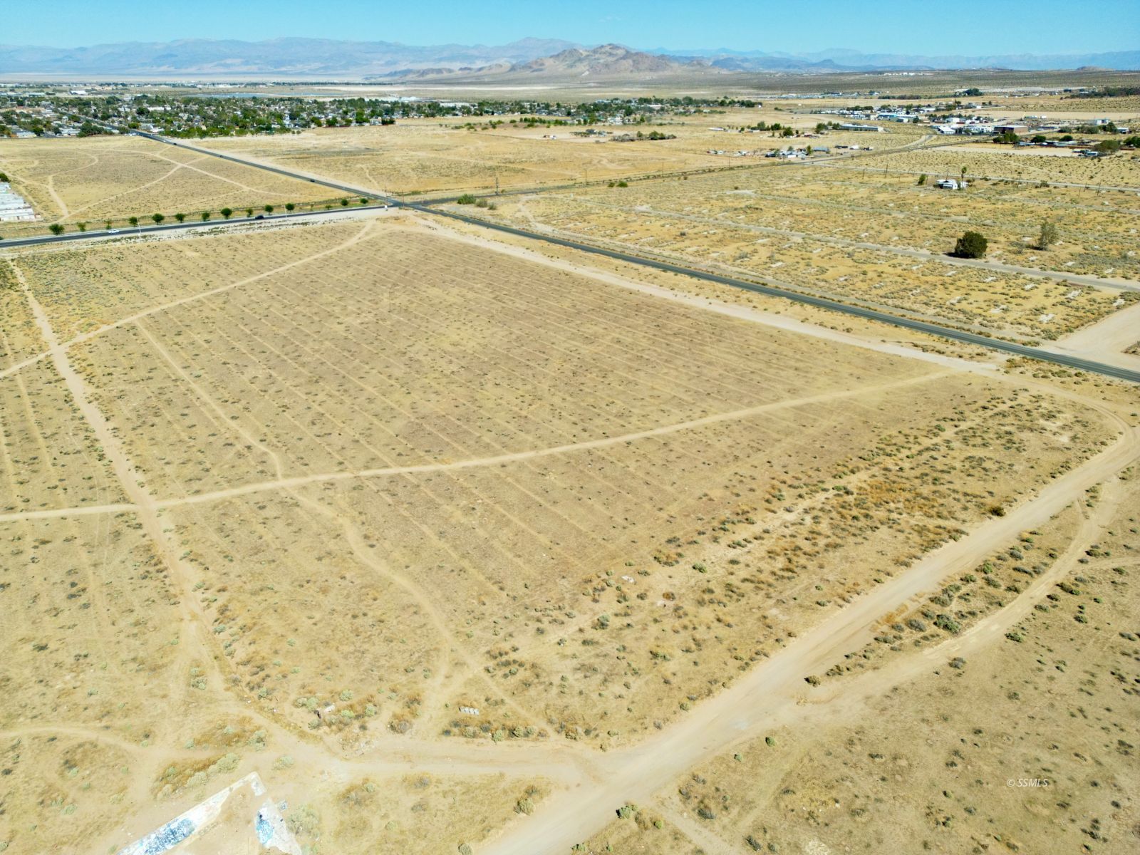 343-351-01 East Bowman Road Ridgecrest, CA 93555 - Photo 4 of 38