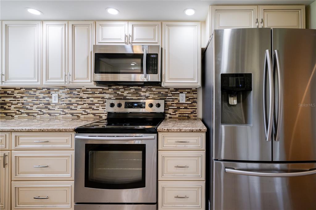 6267 Midnight Pass Road, Unit 306 Sarasota, FL 34242 - Photo 14 of 86