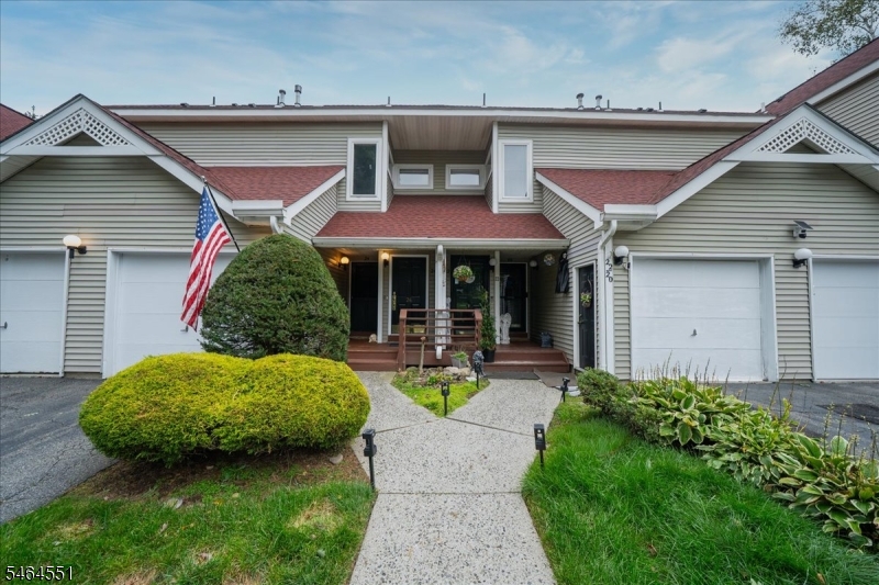 26 Red Oak Terrace Oak Ridge, NJ 07438 - Photo 31 of 32 Gallery Image 31