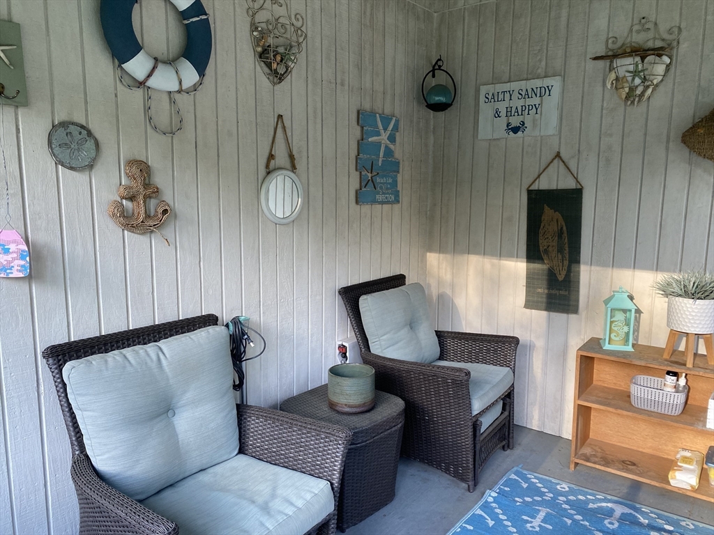 1815 Eagleville Road Tiverton, RI 02878 - Photo 12 of 27 Gallery Image 12
