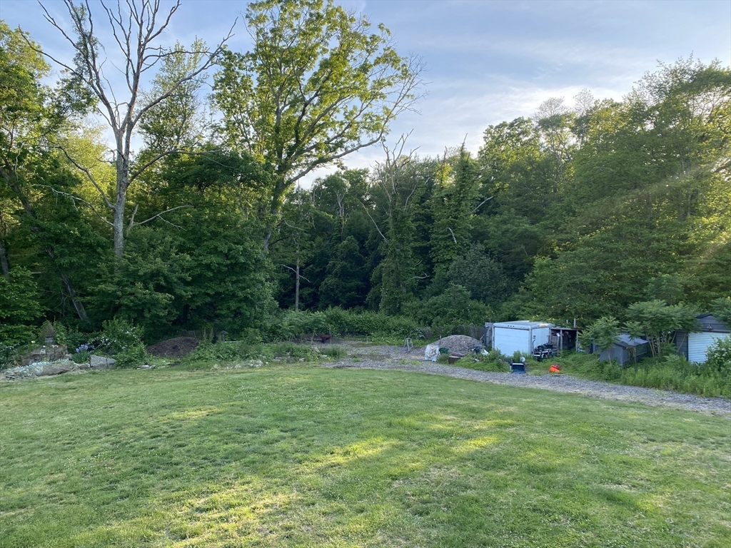1815 Eagleville Road Tiverton, RI 02878 - Photo 18 of 27 Gallery Image 18