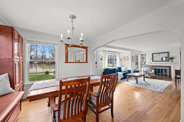 $519,900 | 409 Valley Road, Itasca, IL 60143