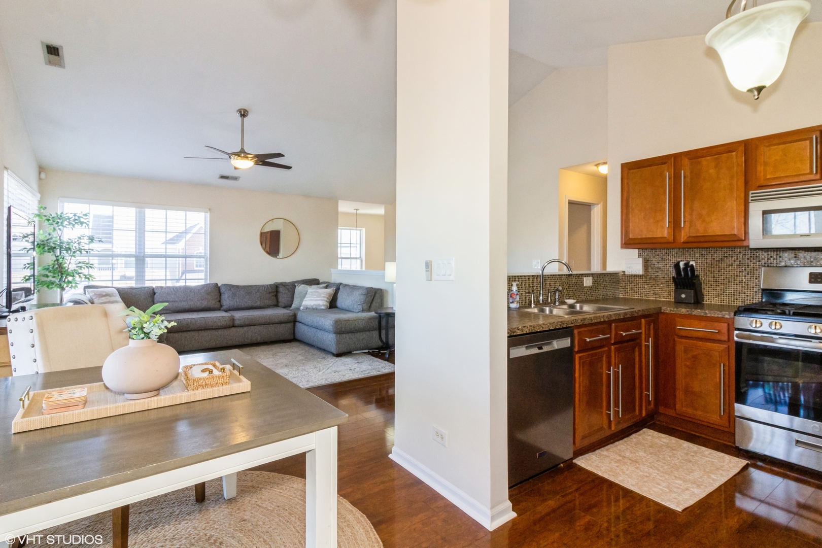 4482 Timber Ridge Court, Unit 4482 Joliet, IL 60431 - Photo 6 of 13