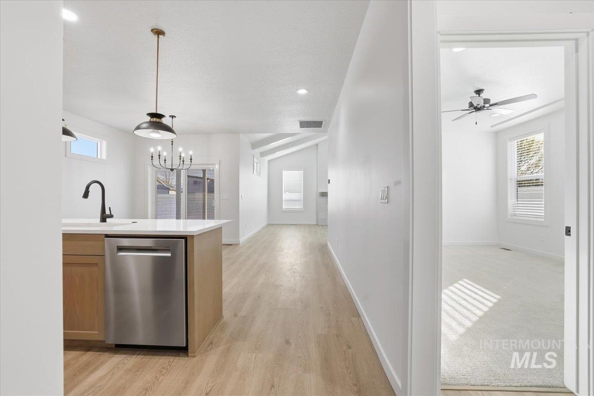 1008 Whitewater Way Emmett, ID 83617 - Photo 14 of 35