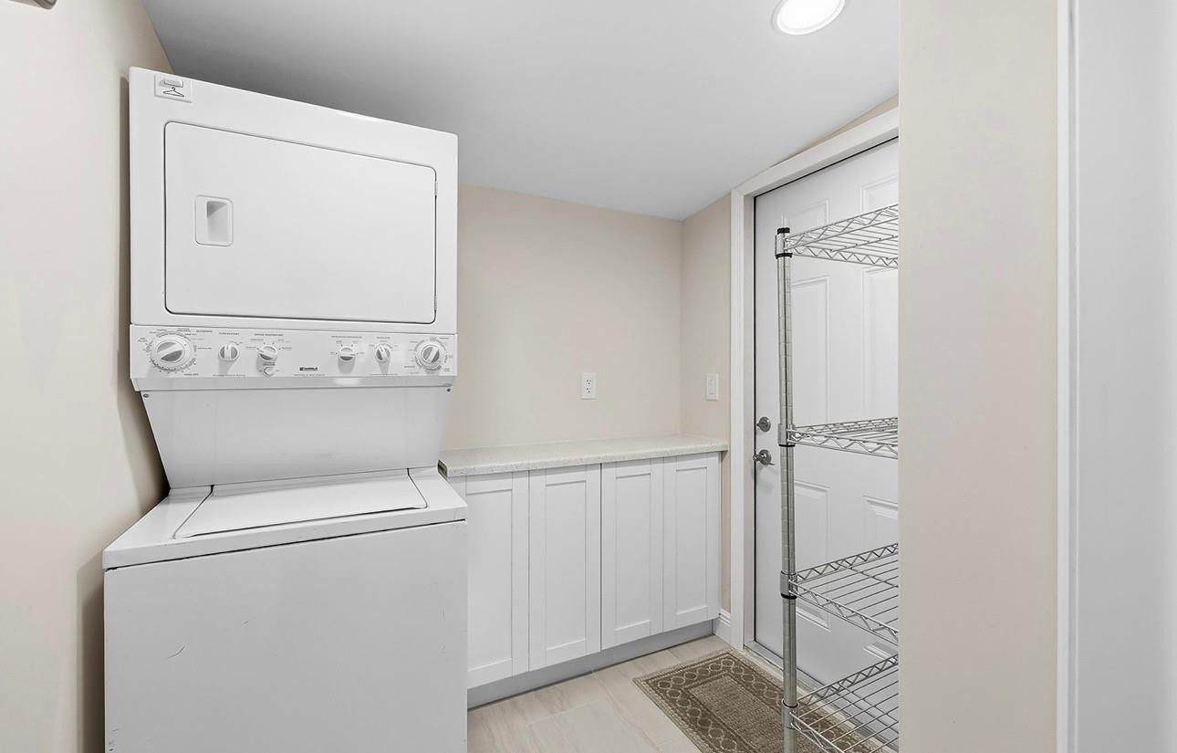 2000 Northeast 17th Street Fort Lauderdale, FL 33305 - Photo 38 of 44 a view of washer and dryer