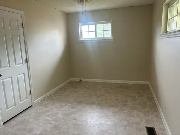 $229,900 | 944 Hurtt Road, Chickamauga, GA 30707