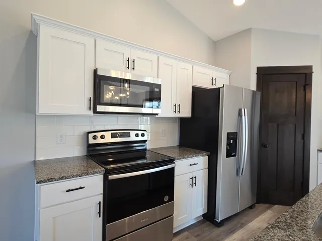 $364,900 | 105 Kilkenny Court, Green Isle, MN 55338