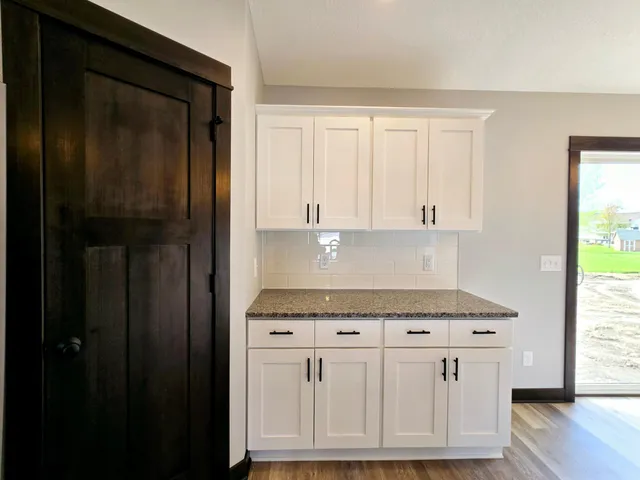 $364,900 | 105 Kilkenny Court, Green Isle, MN 55338