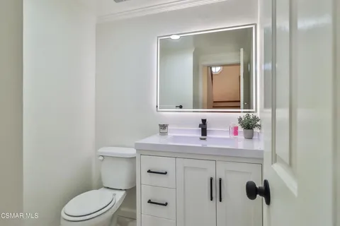 $598,000 | 2711 Stearns Street, Unit 4, Simi Valley, CA 93063