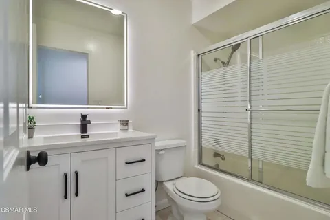 $598,000 | 2711 Stearns Street, Unit 4, Simi Valley, CA 93063