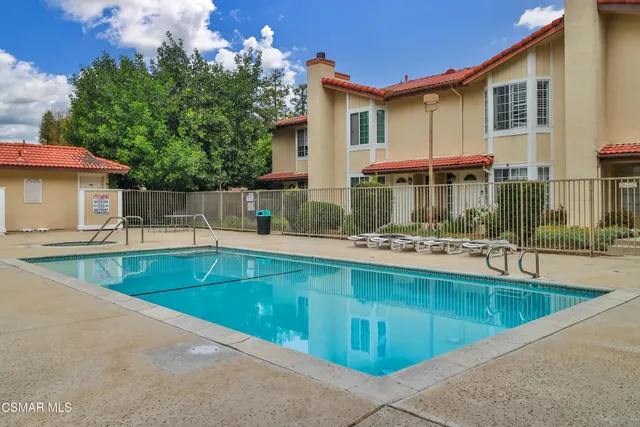 $598,000 | 2711 Stearns Street, Unit 4, Simi Valley, CA 93063
