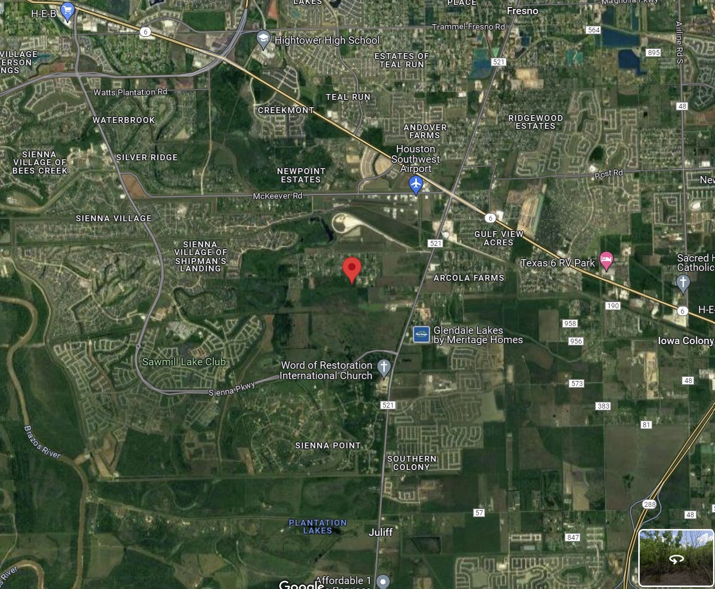 931 Lawson Road Rosharon, TX 77583 - Photo 2 of 9 a close up of a shower