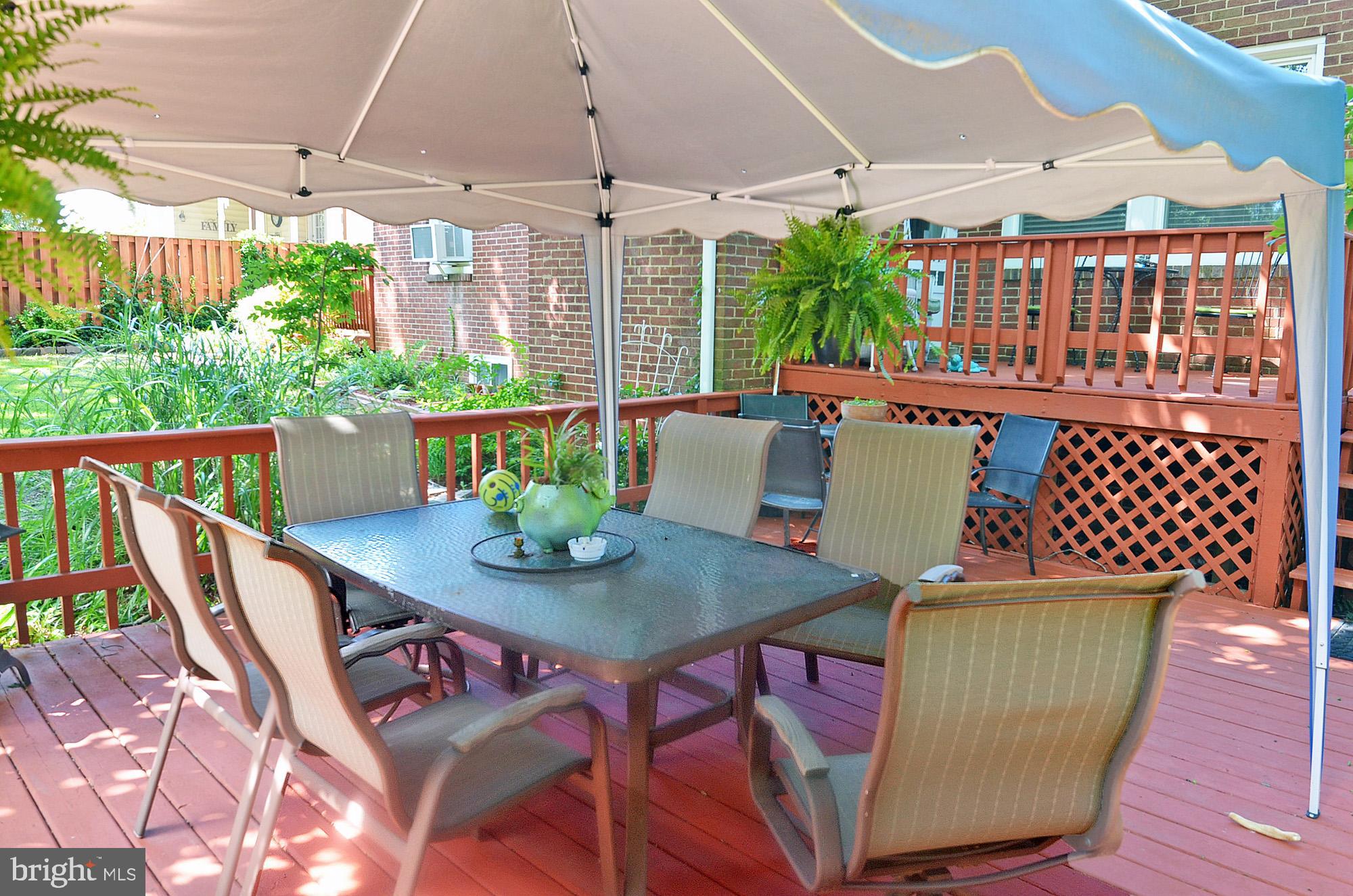 12723 Occoquan Road Woodbridge, VA 22192 - Photo 22 of 66 Custom, Tiered Deck