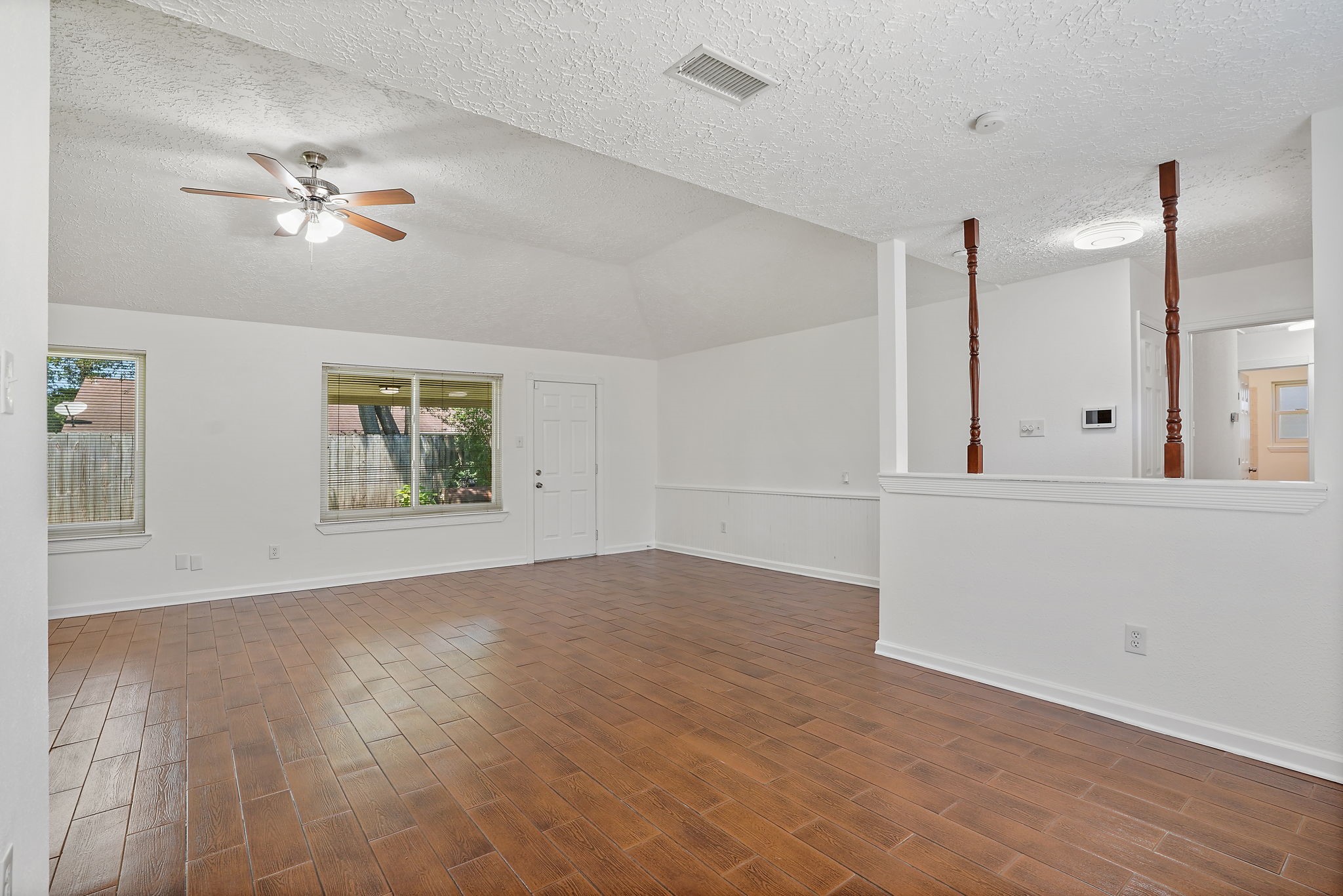 9731 Shell Rock Road La Porte, TX 77571 - Photo 6 of 22