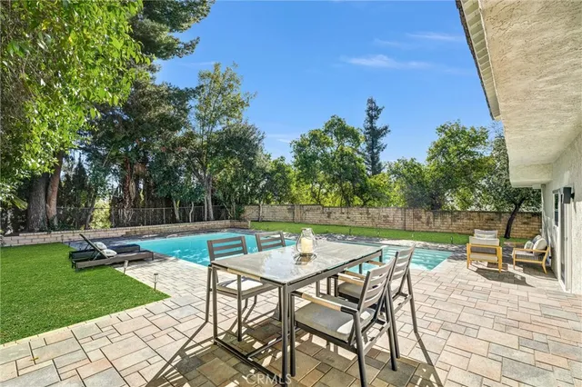 $1,999,000 | 27064 Esward Drive, Calabasas, CA 91301