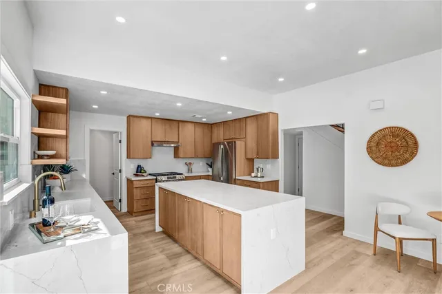 $1,999,000 | 27064 Esward Drive, Calabasas, CA 91301