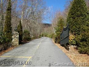 U3 Laurel Ridge North, Unit U3 Maggie Valley, NC 28751 - Photo 2 of 9 a view of a pathway both side of house