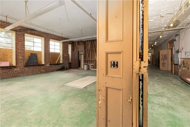 $2,799,000 | 167 George Street, Pawtucket, RI 02860