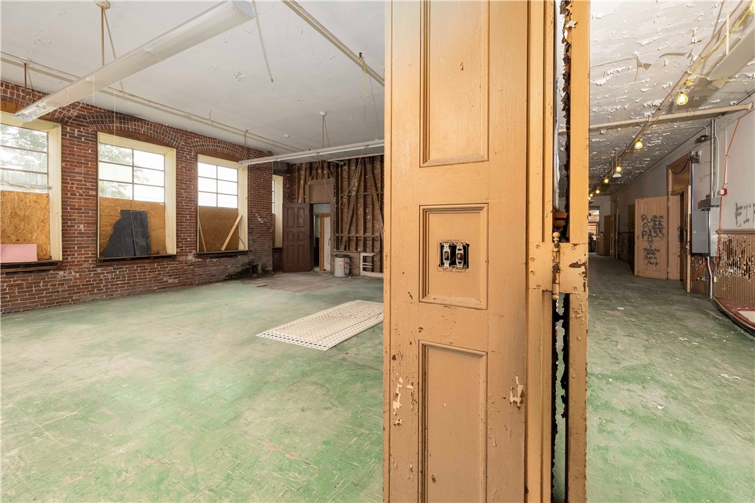 167 George Street Pawtucket, RI 02860 - Photo 16 of 38