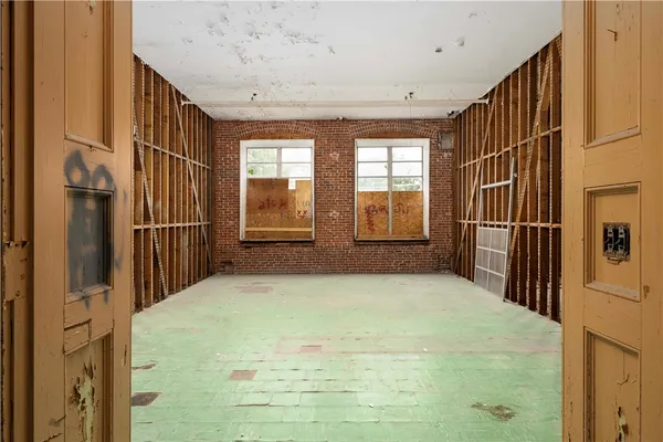 $2,799,000 | 167 George Street, Pawtucket, RI 02860