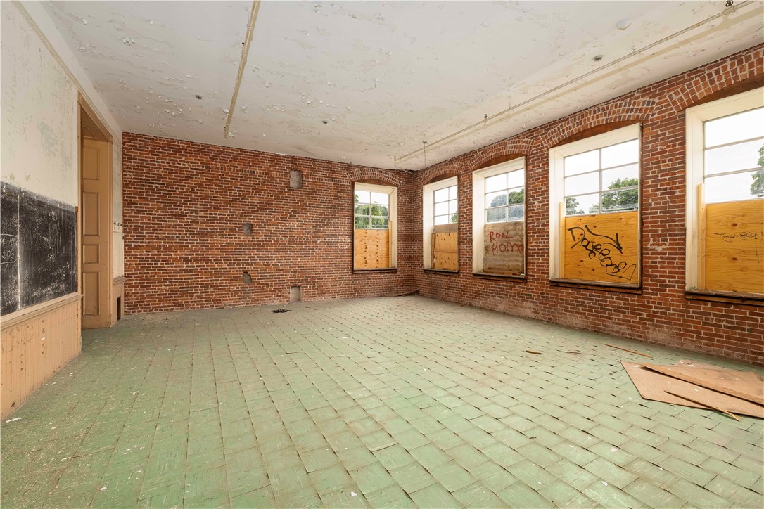 167 George Street Pawtucket, RI 02860 - Photo 8 of 38