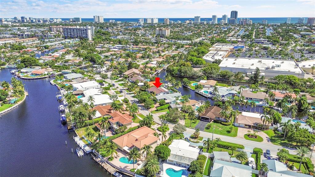 1080 Southeast 9th Avenue Pompano Beach, FL 33060 - Photo 52 of 53 a view of a city