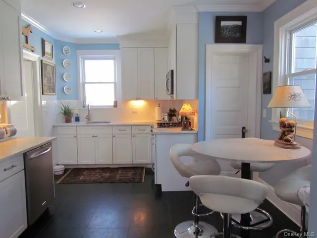 $18,000 | 29 Ash Street, Locust Valley, NY 11560