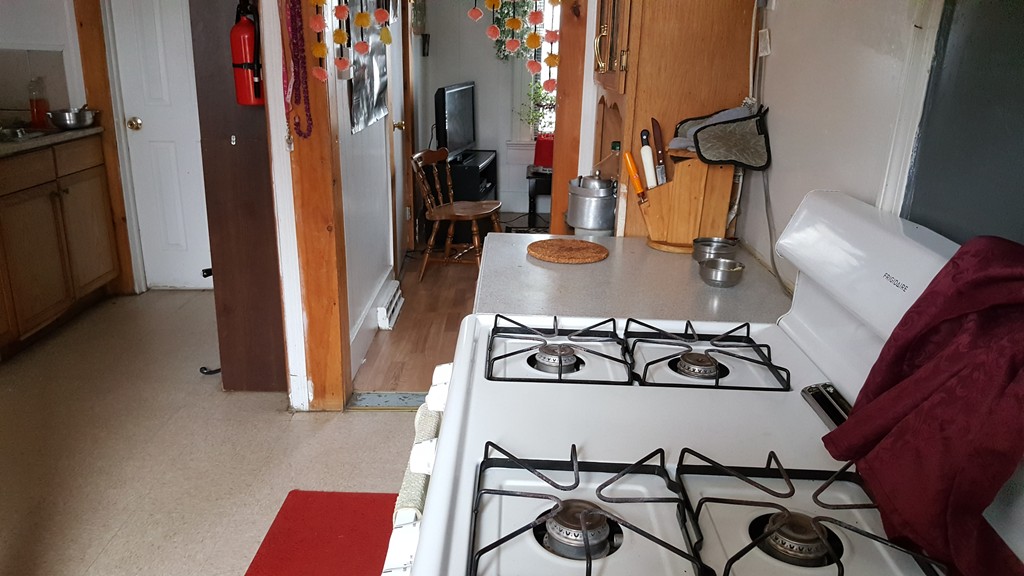 30 Cook Street West Springfield, MA 01089 - Photo 5 of 16 Gallery Image 5