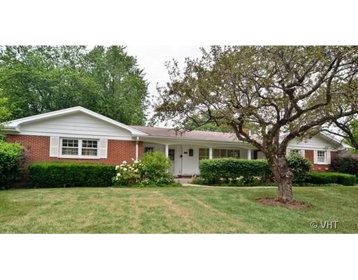 1540 Sunset Ridge Road Glenview, IL 60025 - Photo 1 of 10