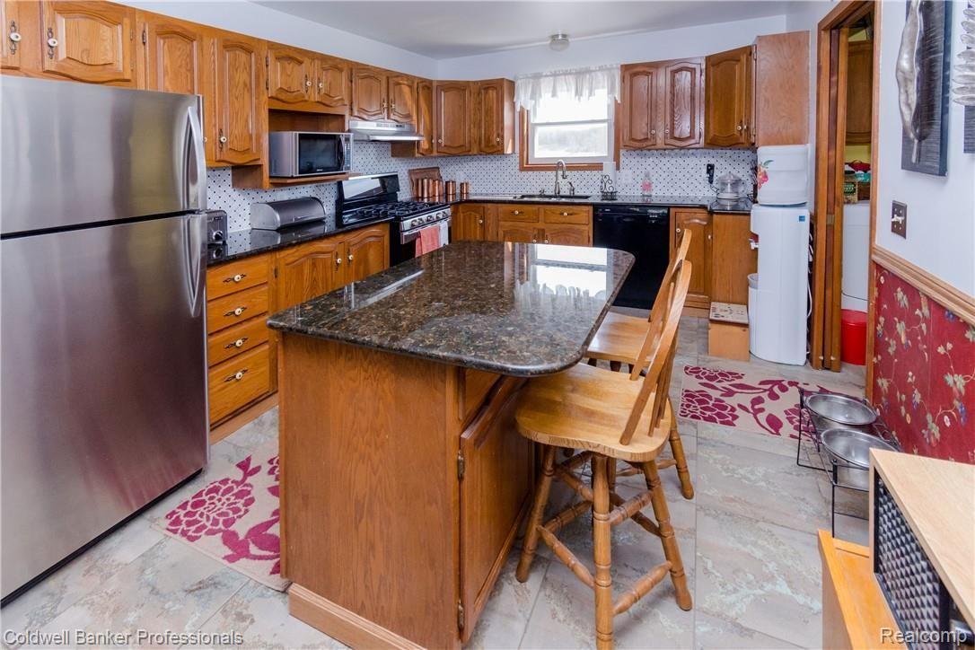 8138 Burpee Road Grand Blanc, MI 48439 - Photo 12 of 90 ColeHouse-009.jpg