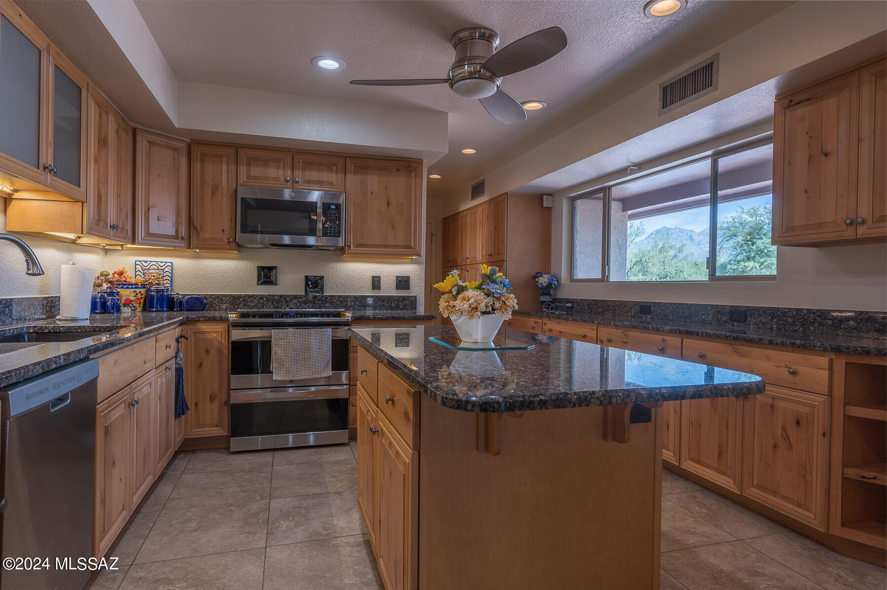 3741 North Harrison Road Tucson, AZ 85749 - Photo 16 of 49 Gallery Image 16