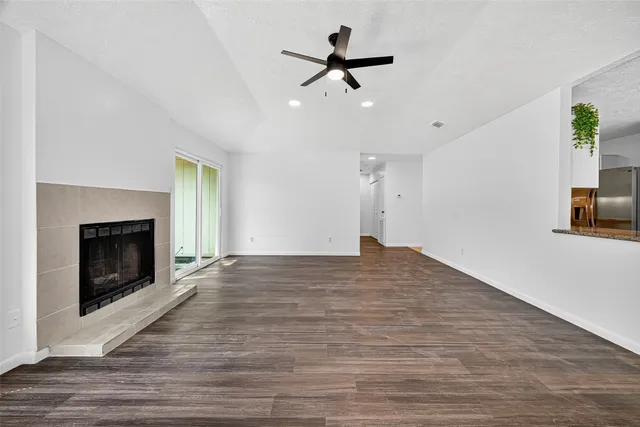 $320,000 | 2403 Barrington Pl Drive, Sugar Land, TX 77478