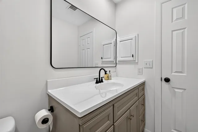 $320,000 | 2403 Barrington Pl Drive, Sugar Land, TX 77478