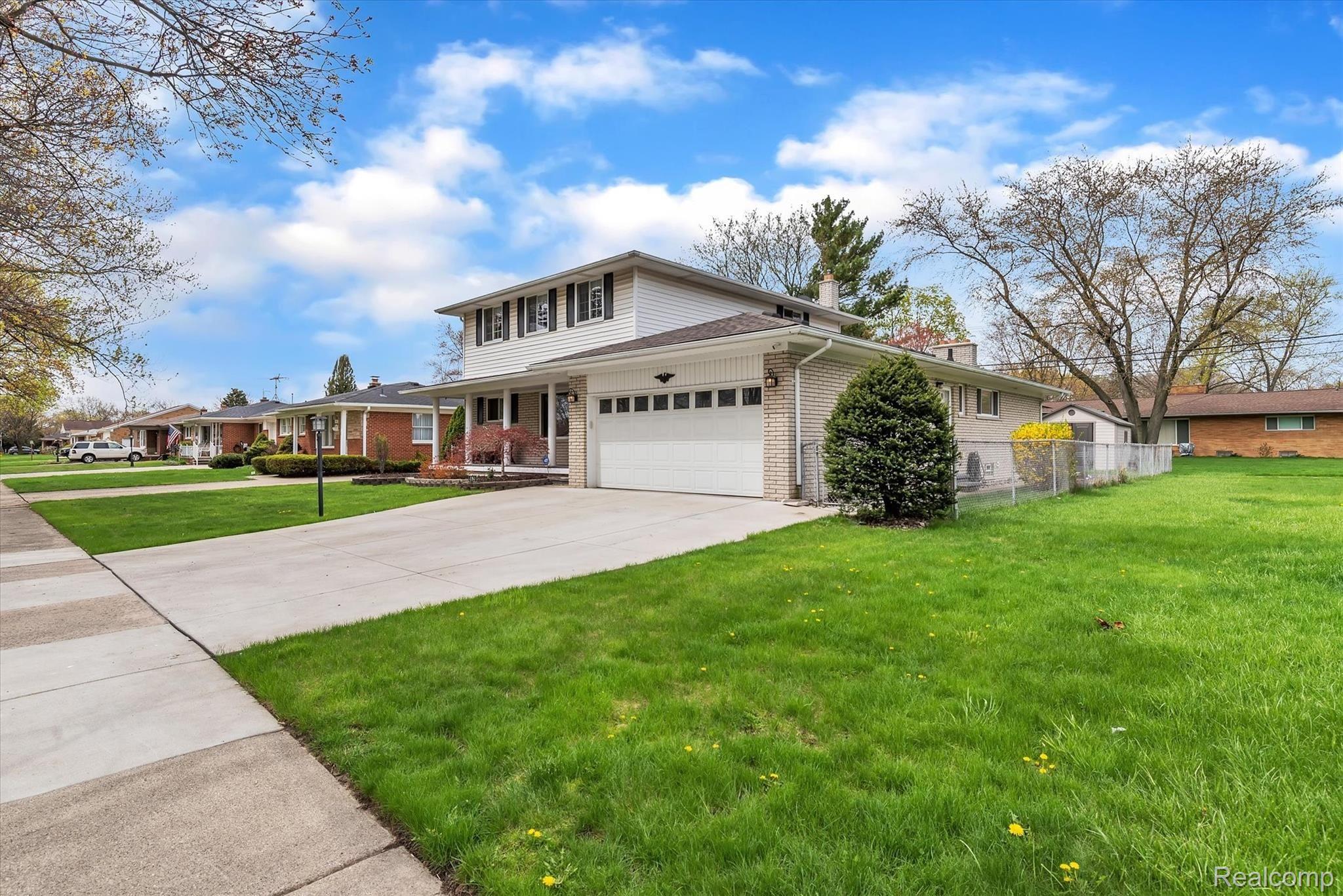 9620 Reeck Road Allen Park, MI 48101 - Photo 4 of 61 04-9620-Reeck-Rd-WindowStill-Real-Estate-Photography-4.jpg