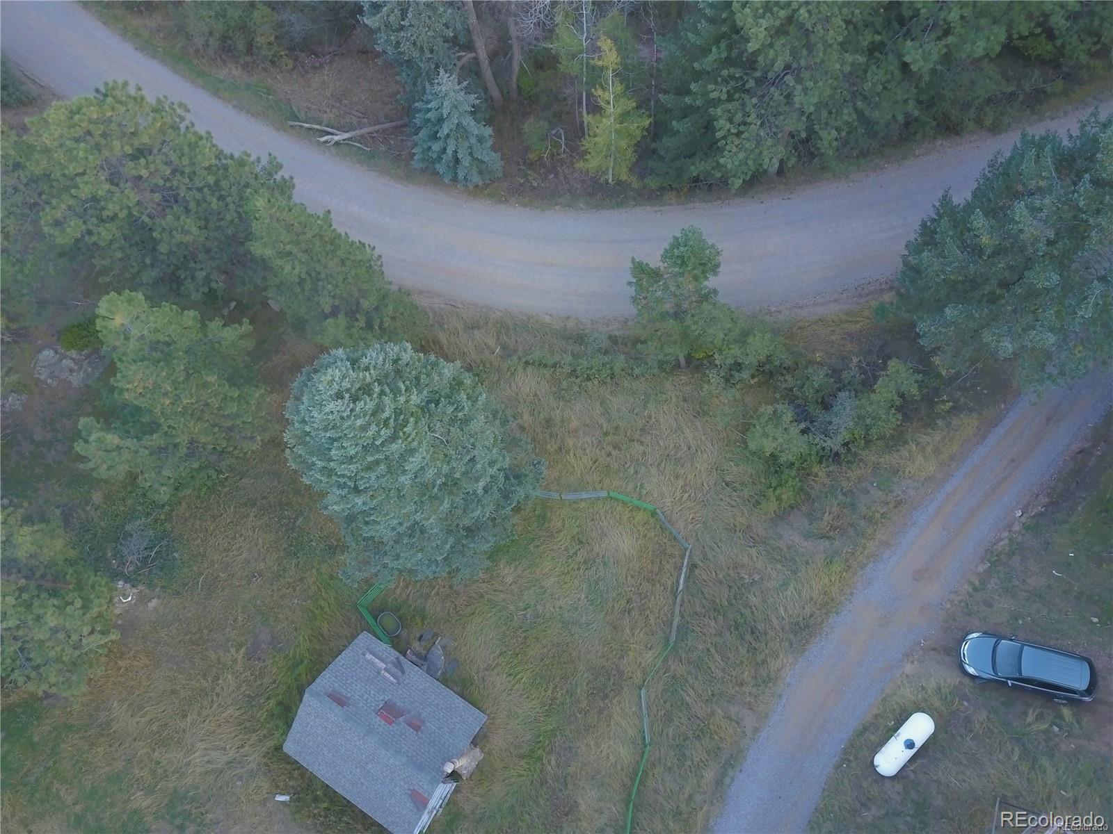 10013 McKinney Road Littleton, CO 80127 - Photo 22 of 25 a view of a dry yard