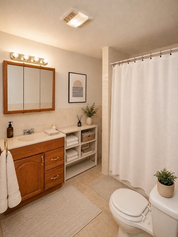 10 Davis Avenue, Unit F Brookline, MA 02445 - Photo 11 of 15