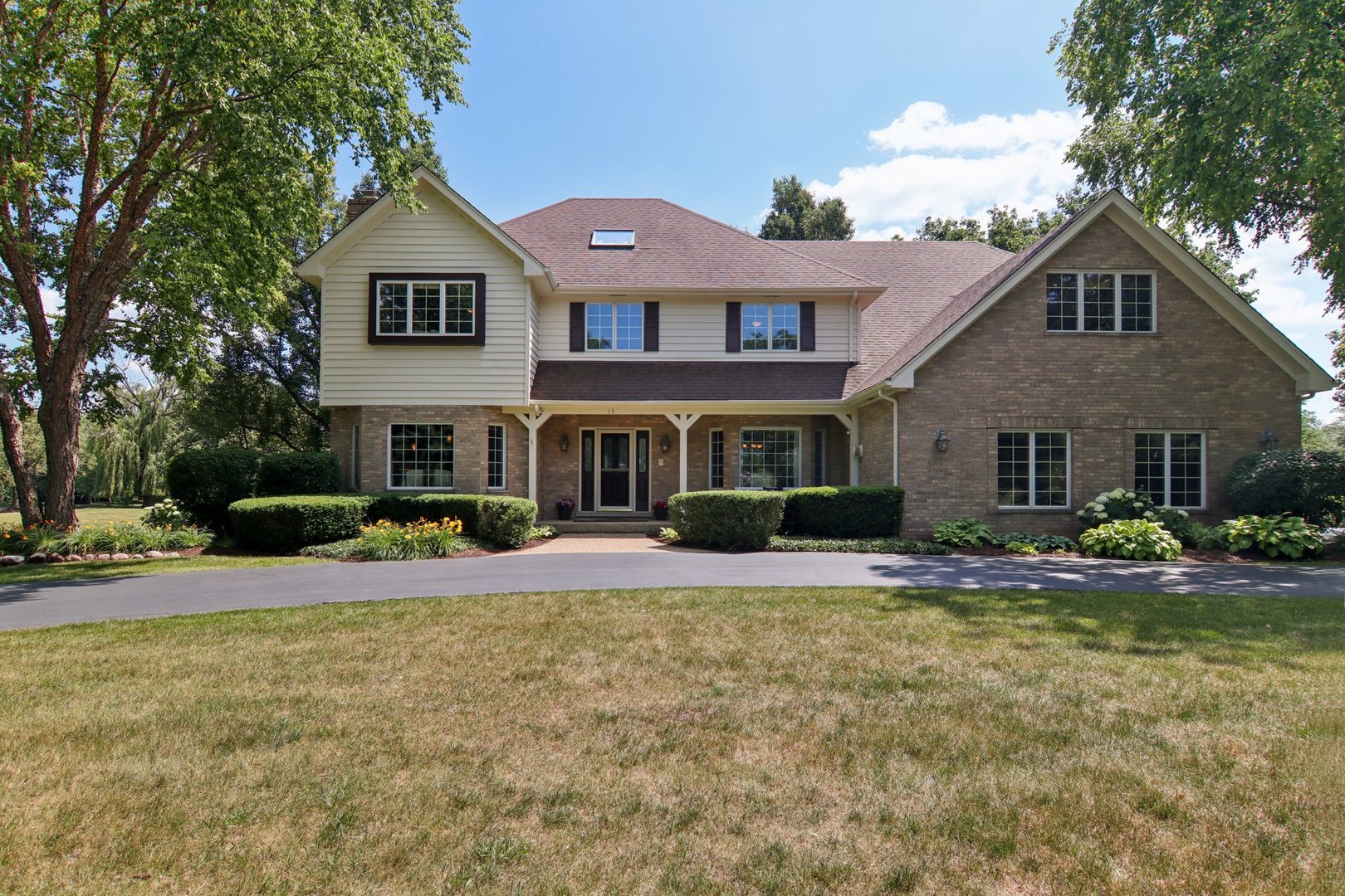 13 Windridge Road South Barrington, IL 60010 - Photo 1 of 103 Gallery Image 1