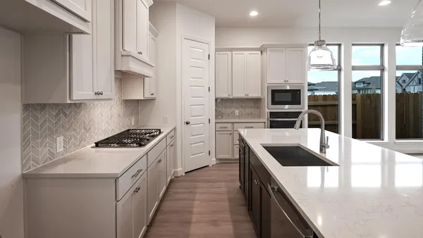 $449,900 | 654 Bay Breeze Drive, Kyle, TX 78640