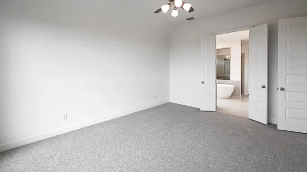 $449,900 | 654 Bay Breeze Drive, Kyle, TX 78640