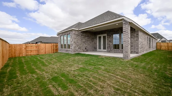 $449,900 | 654 Bay Breeze Drive, Kyle, TX 78640