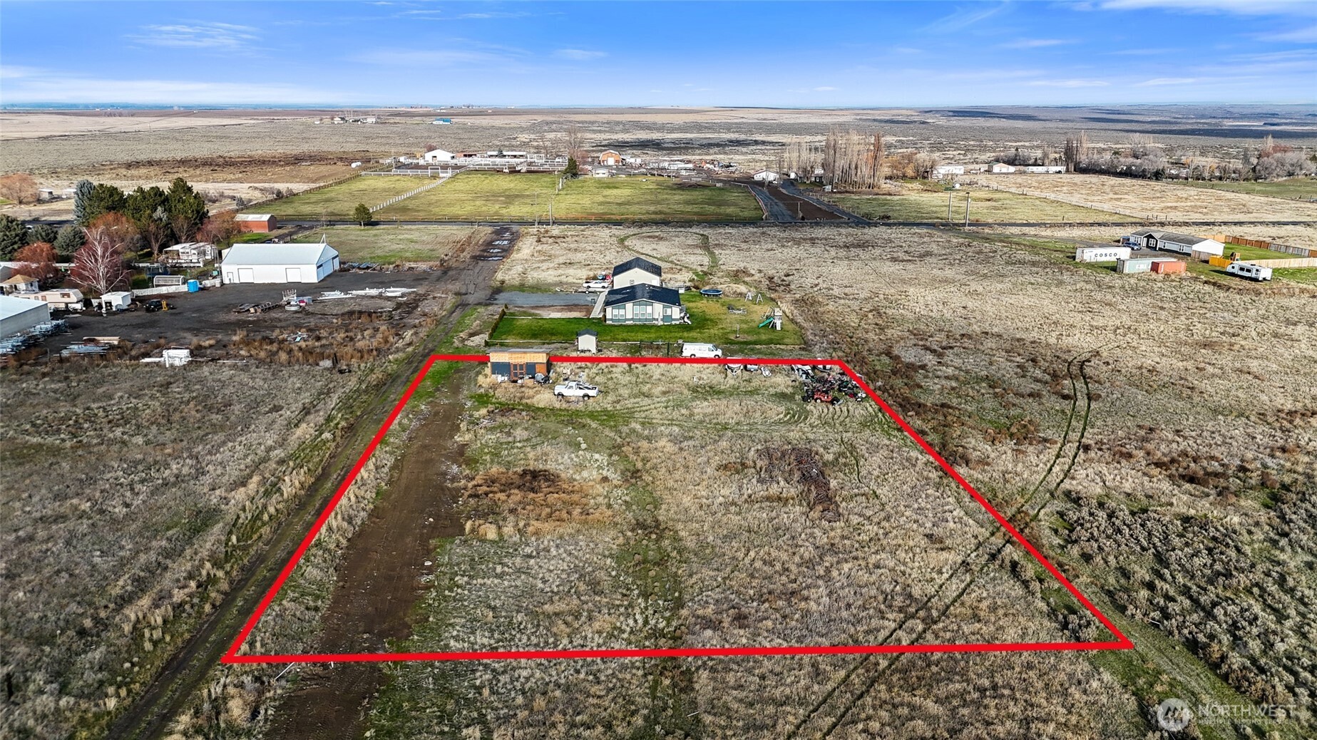 9613 Rd M Northeast Moses Lake, WA 98837 - Photo 2 of 17 a view of a city
