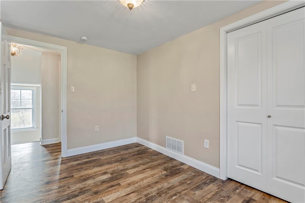 35 Circle Drive Beaver, PA 15009 - Photo 14 of 25