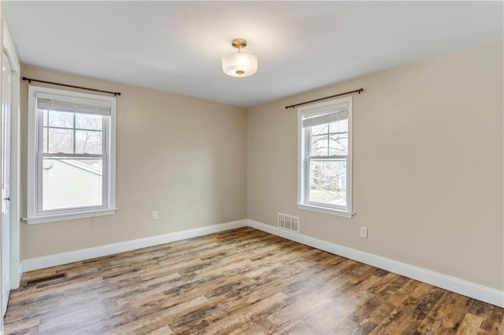 35 Circle Drive Beaver, PA 15009 - Photo 16 of 25