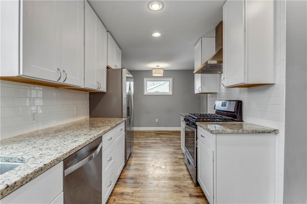 35 Circle Drive Beaver, PA 15009 - Photo 6 of 25