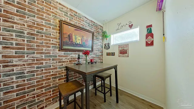 $209,900 | 10 North Jamaica Street, Pensacola, FL 32507